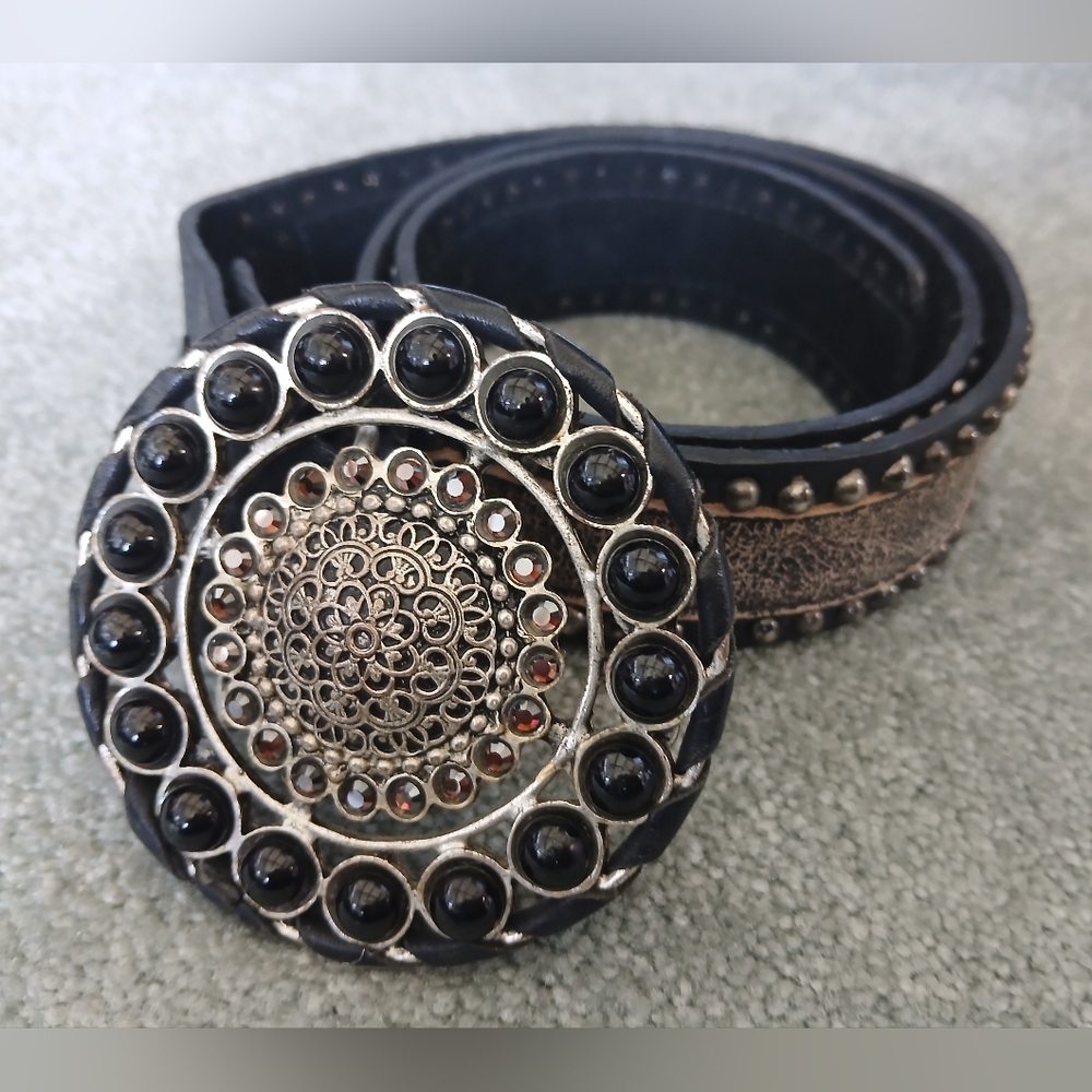 Leatherock Black Belt with Ornate Round Medallion Buckle